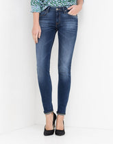 LEE SCARLETT DAMSKIE SPODNIE JEANSOWE NIGHT SKY L526HAIM 112111680